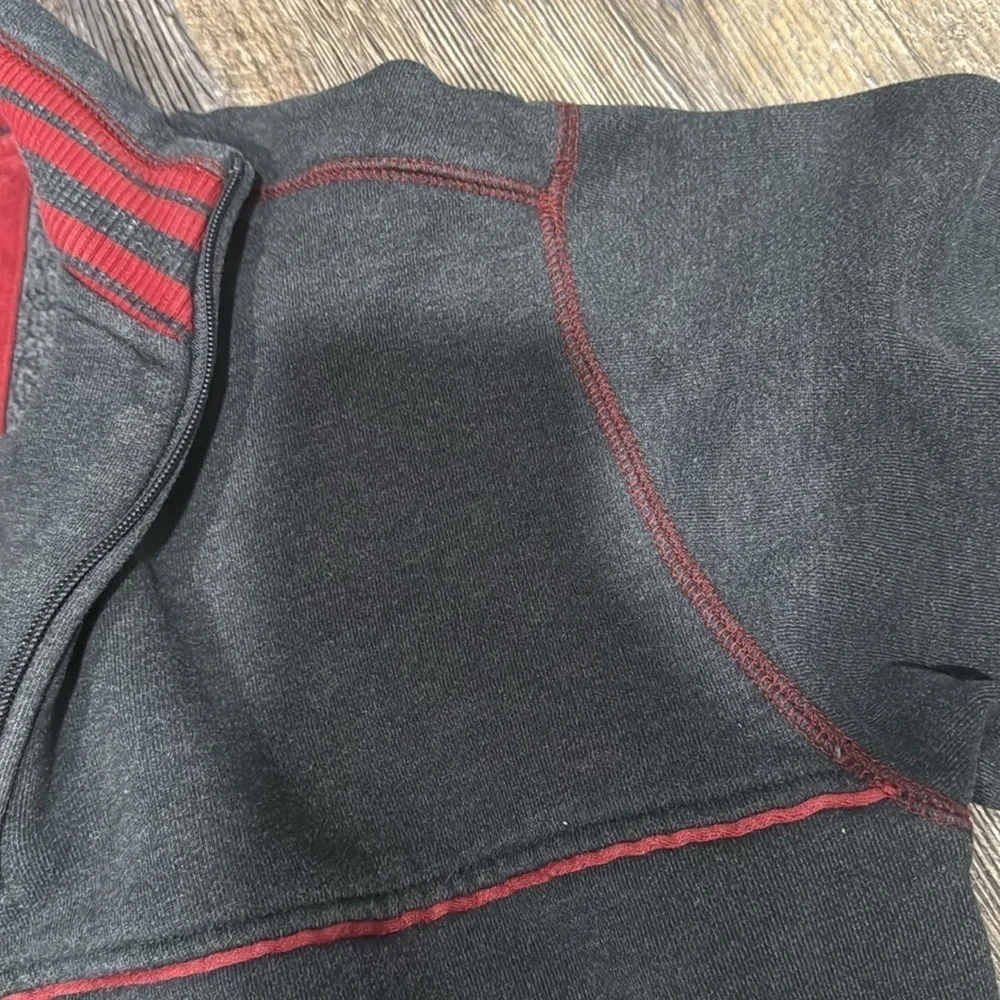Arrow sweater for men